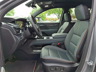 2025 GMC Acadia AT4