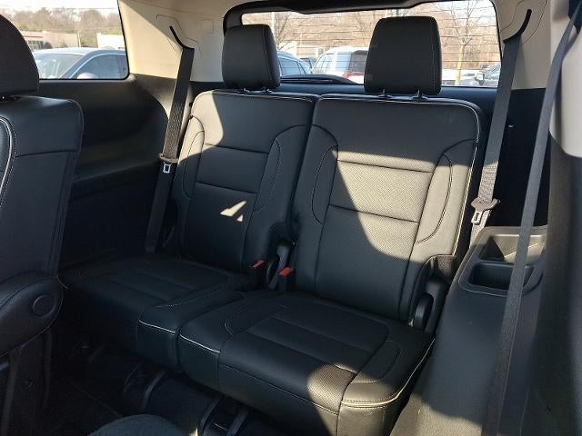 2023 GMC Acadia Base