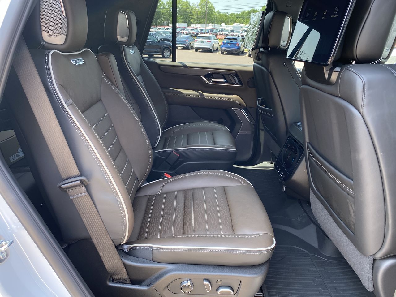 2026 GMC Yukon Denali Ultimate