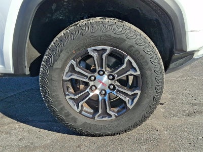 2023 GMC Canyon AT4