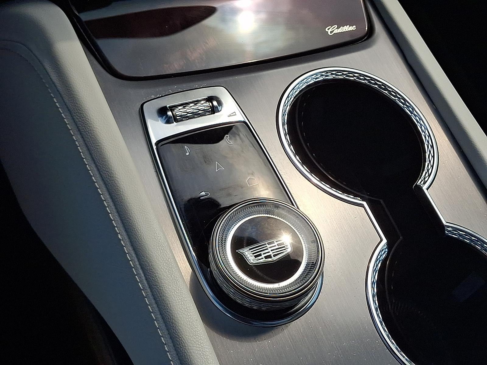 2026 Cadillac VISTIQ Luxury