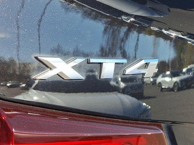 2022 Cadillac XT4 Luxury