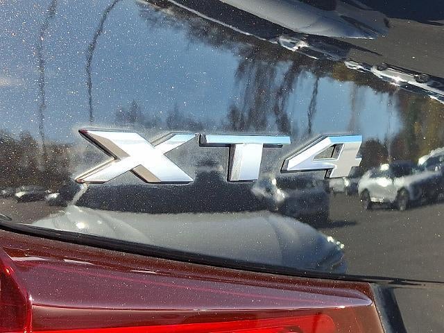 2022 Cadillac XT4 Luxury