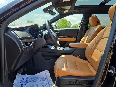 2022 Cadillac XT4 Premium Luxury