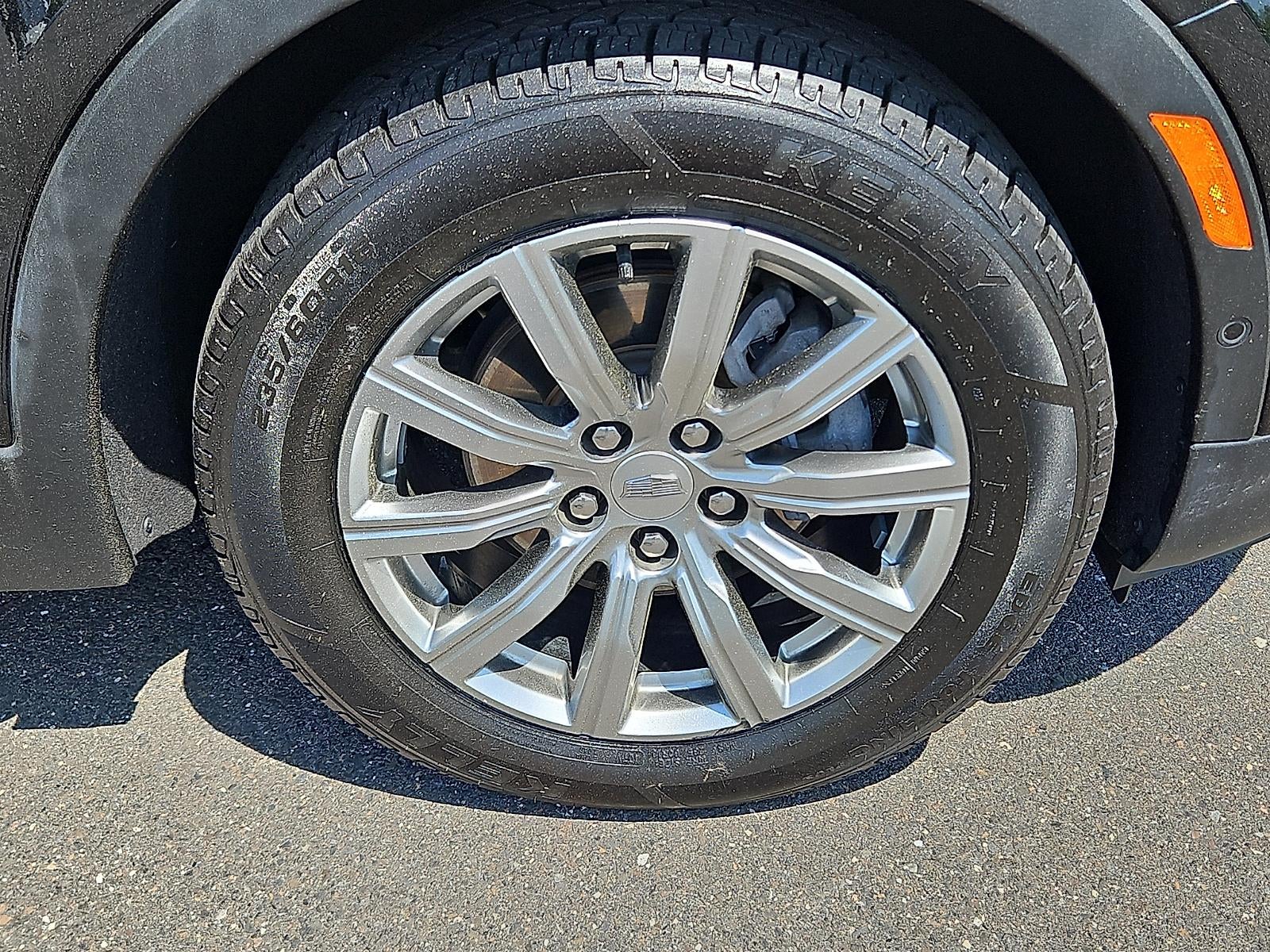 2022 Cadillac XT4 Premium Luxury