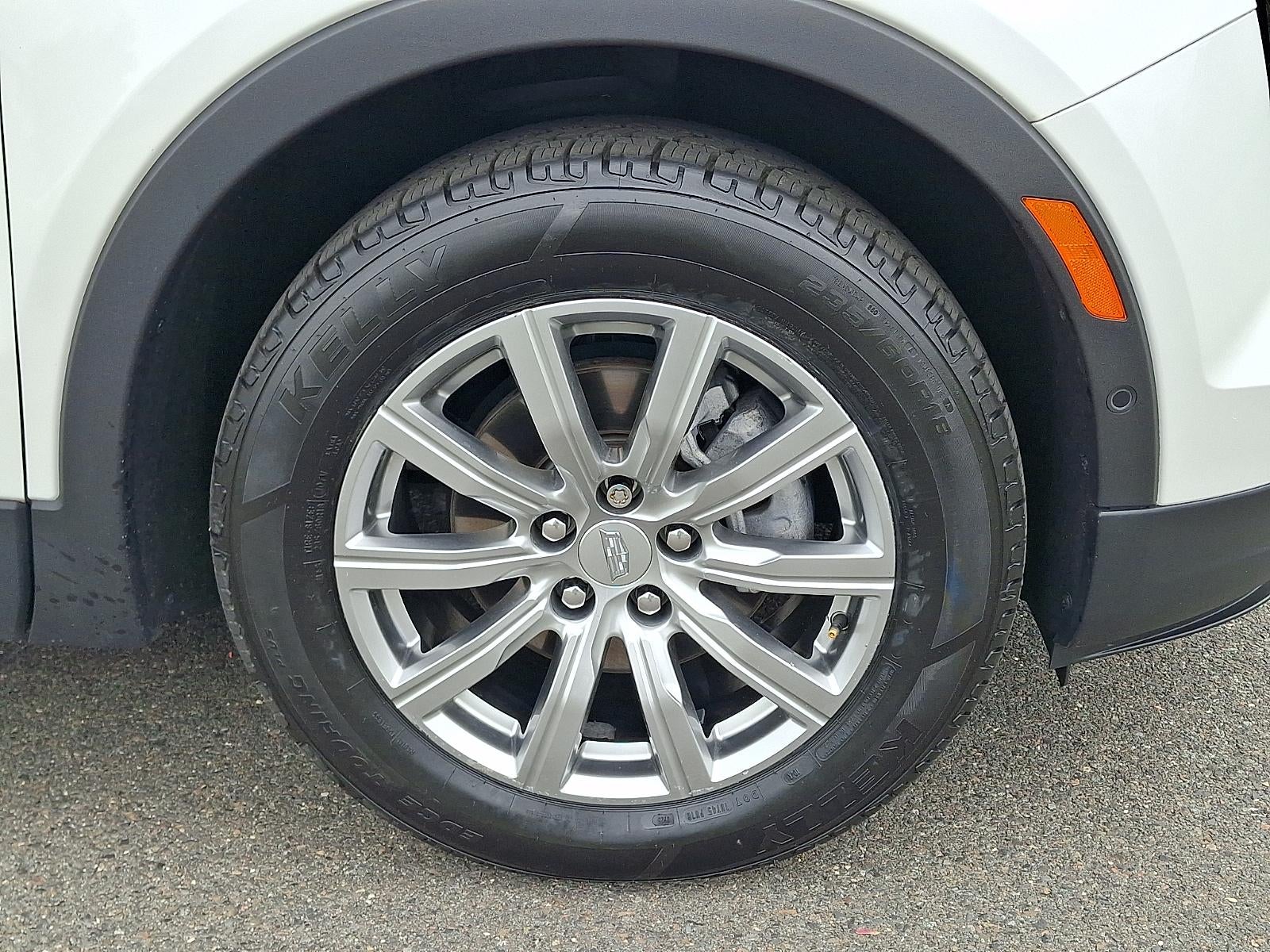 2022 Cadillac XT4 Premium Luxury
