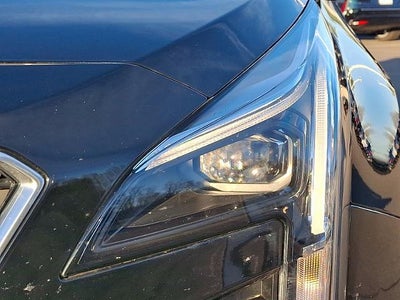 2022 Cadillac XT4 Premium Luxury