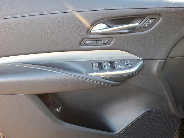 2022 Cadillac XT4 Premium Luxury