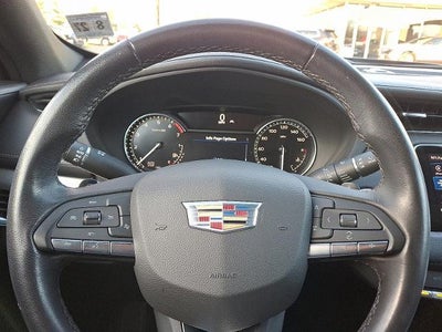 2022 Cadillac XT4 Premium Luxury