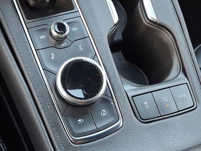 2022 Cadillac XT4 Premium Luxury