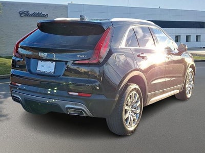 2022 Cadillac XT4 Premium Luxury