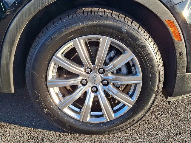 2022 Cadillac XT4 Premium Luxury