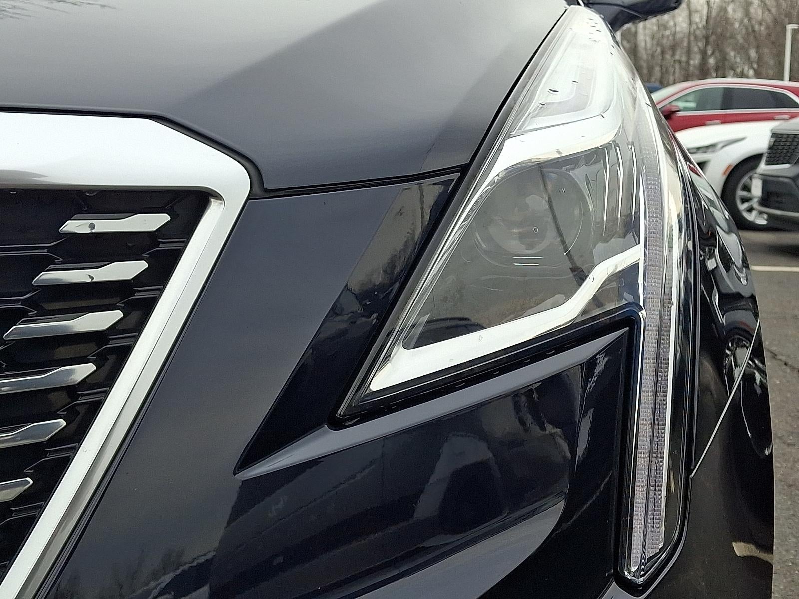 2022 Cadillac XT5 Luxury