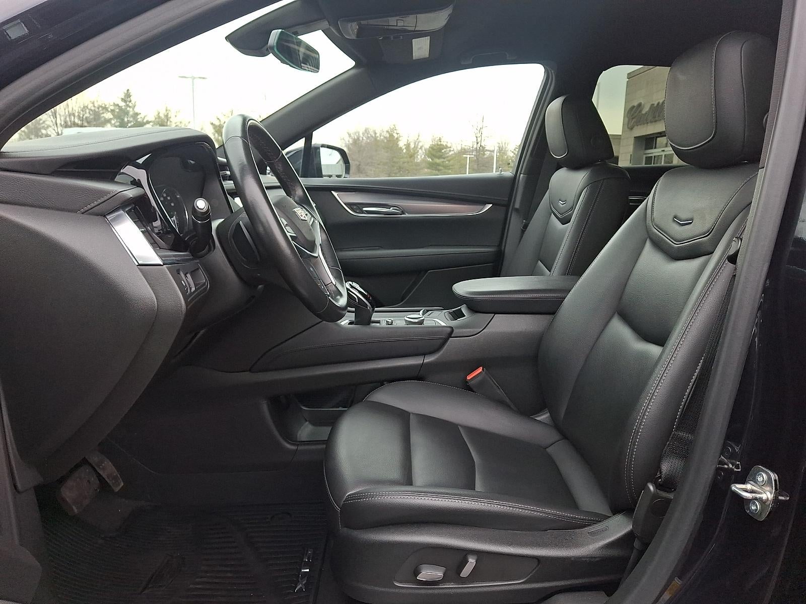 2022 Cadillac XT5 Luxury