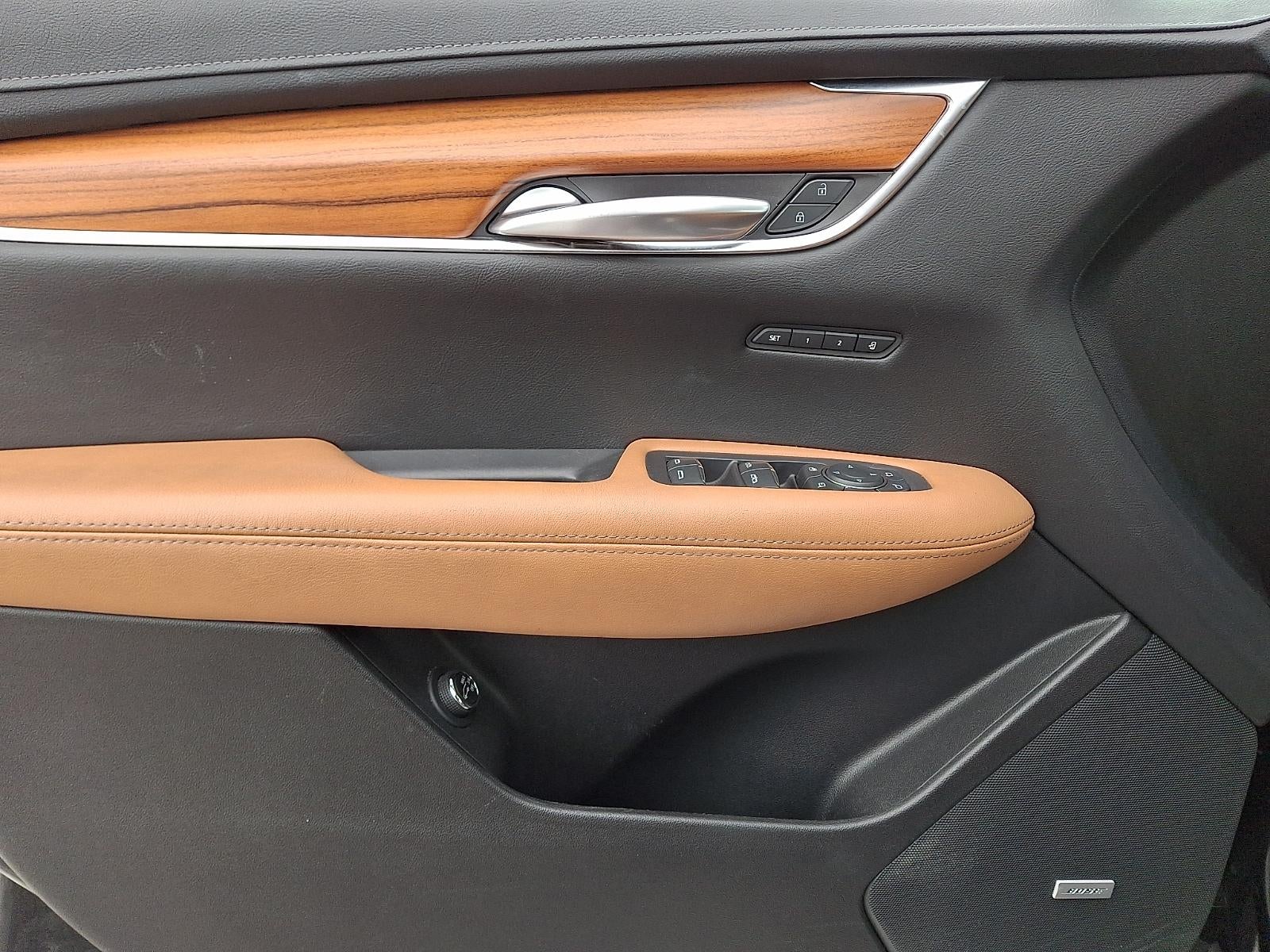 2022 Cadillac XT5 Premium Luxury