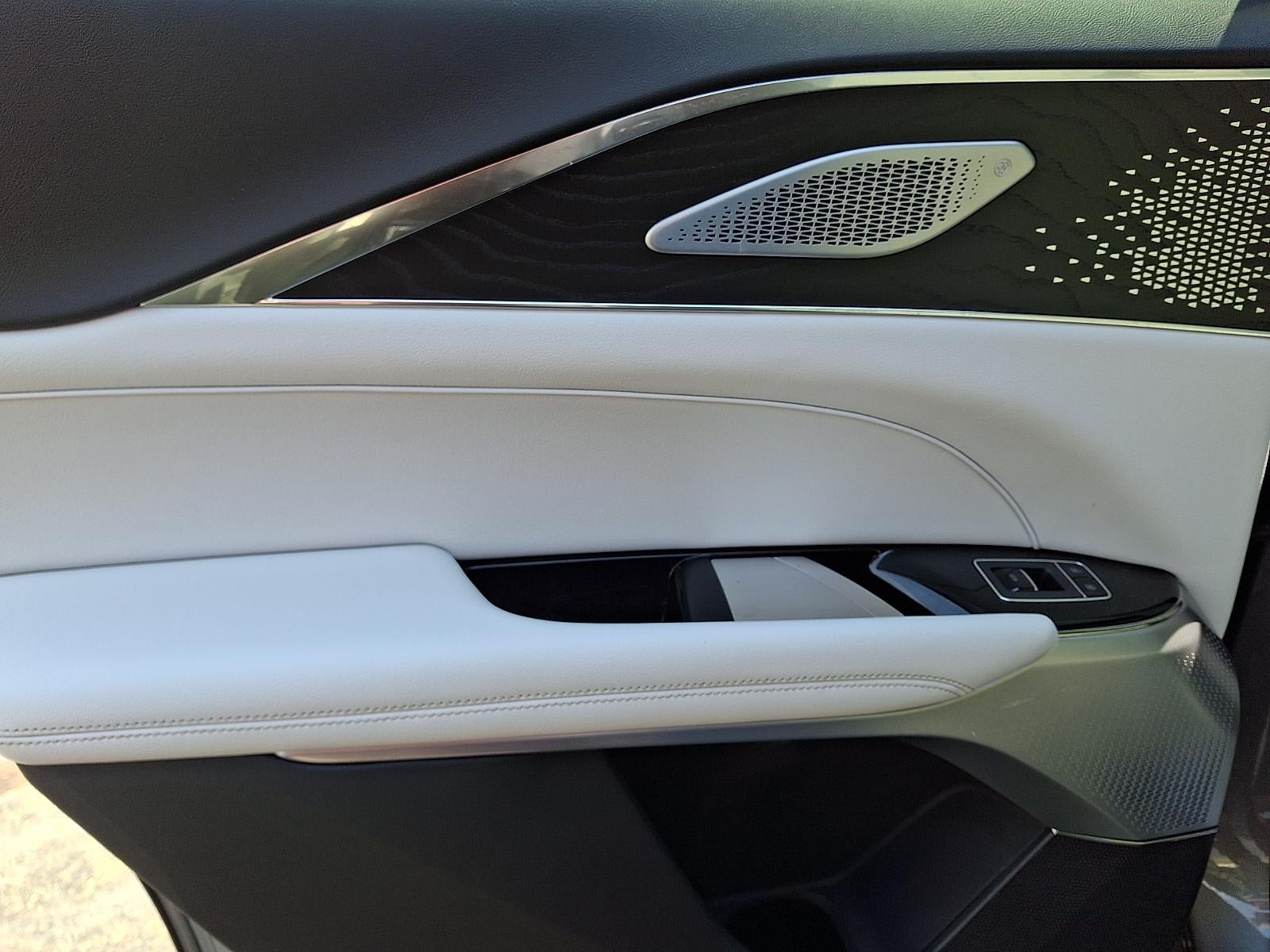2023 Cadillac LYRIQ Luxury