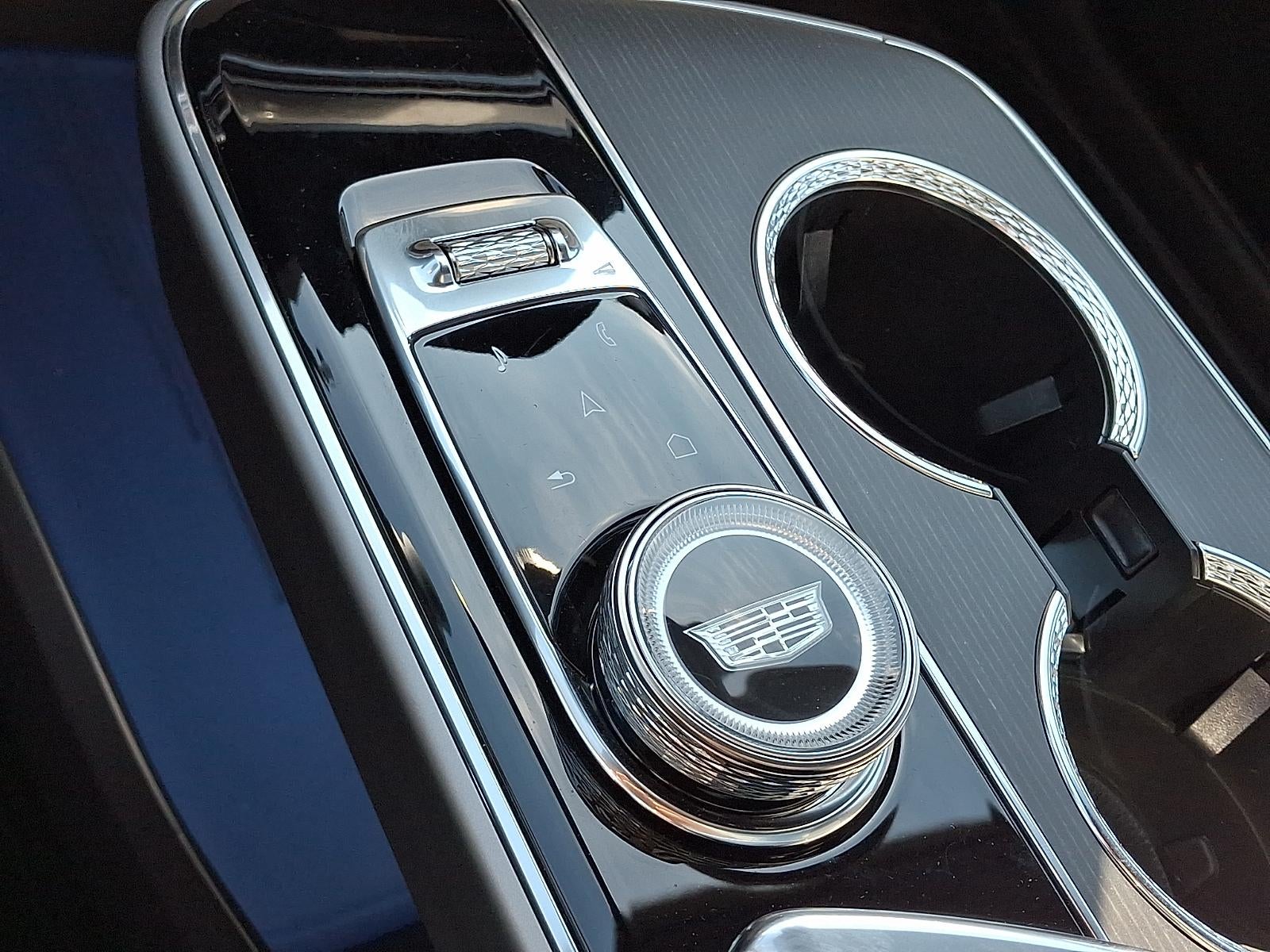 2024 Cadillac LYRIQ Luxury 1