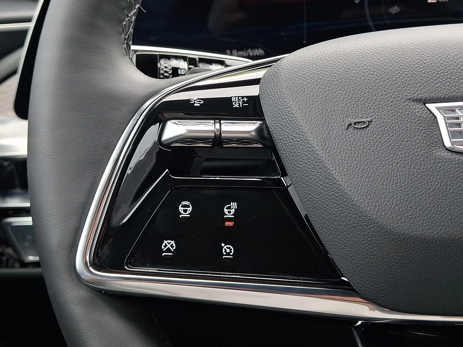2025 Cadillac LYRIQ Luxury 3