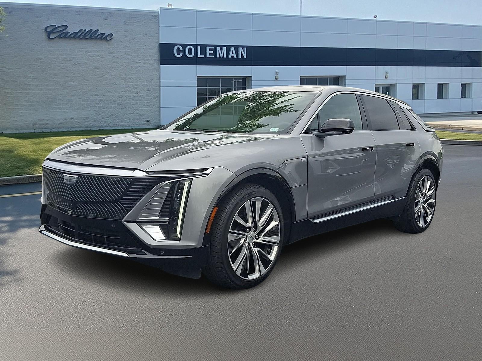 2025 Cadillac LYRIQ Luxury 3
