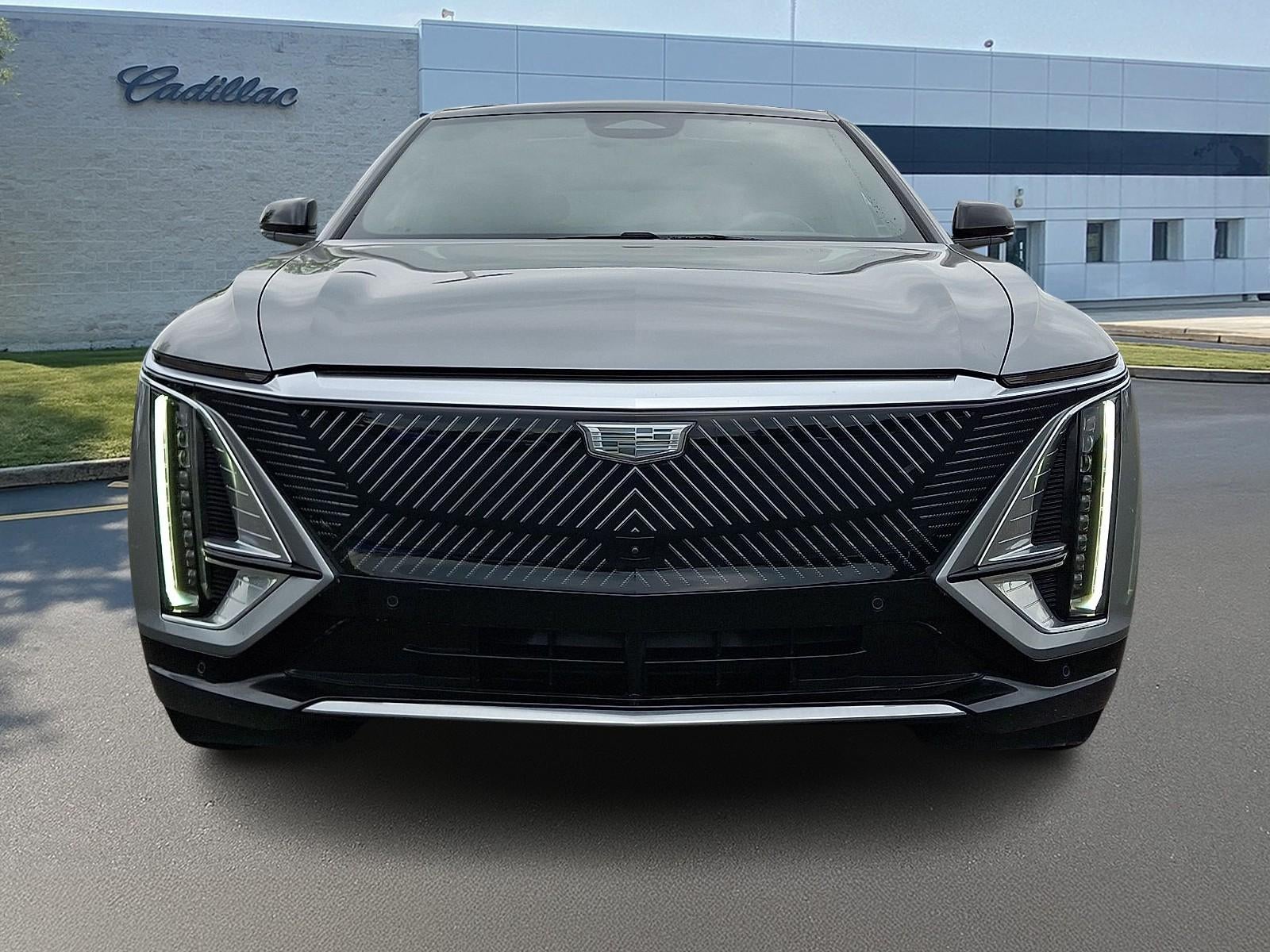 Used 2025 Cadillac LYRIQ Luxury 3 with VIN 1GYKPTRL4SZ310423 for sale in Lawrence Township, NJ