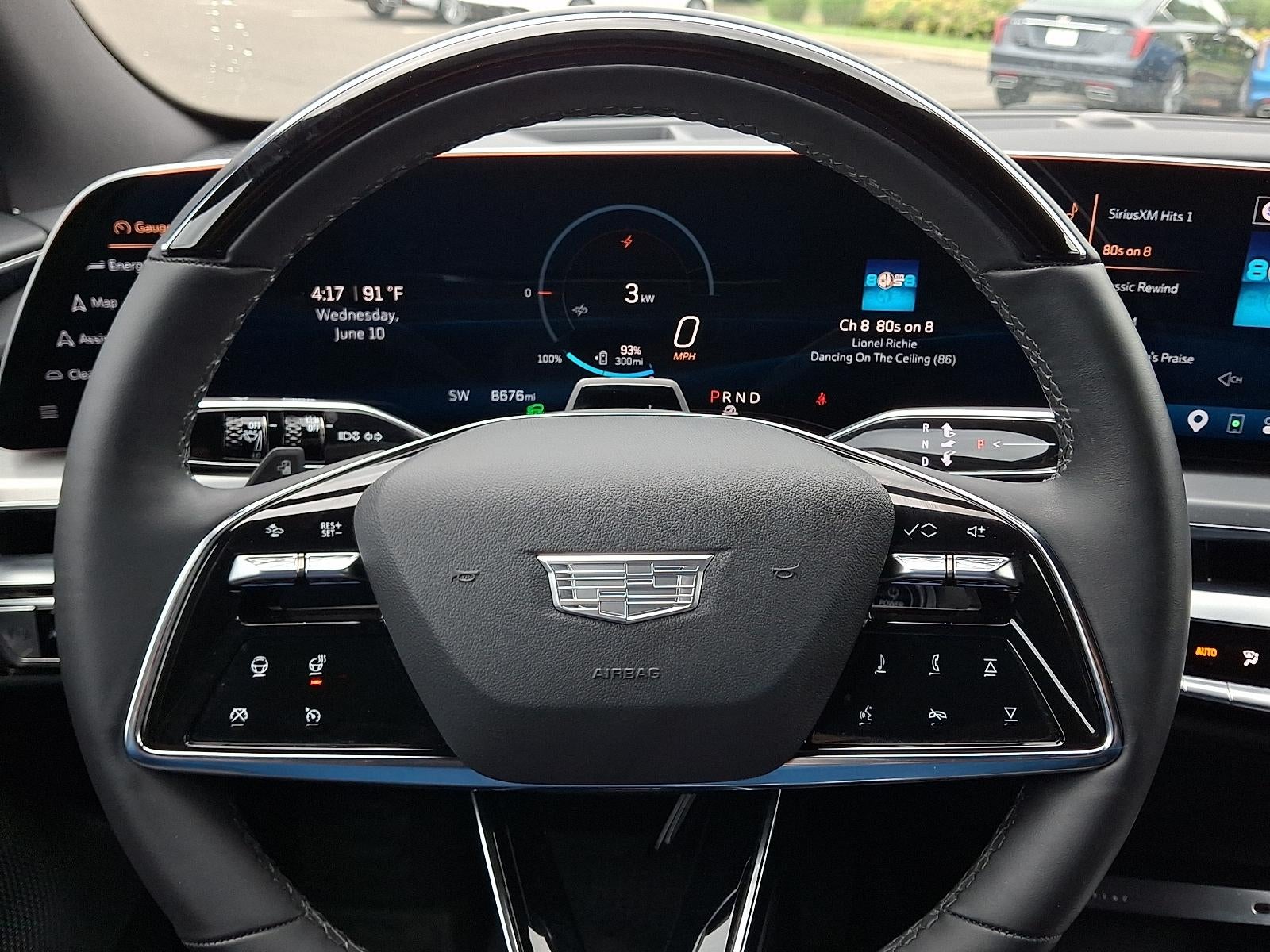 2025 Cadillac LYRIQ Luxury 3