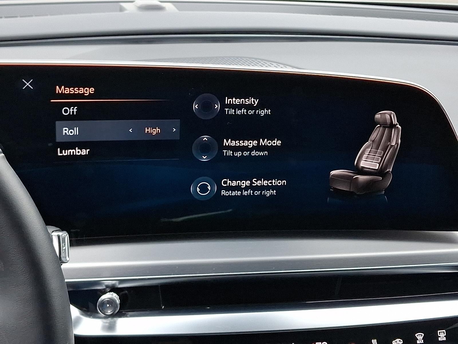 2025 Cadillac LYRIQ Luxury 3