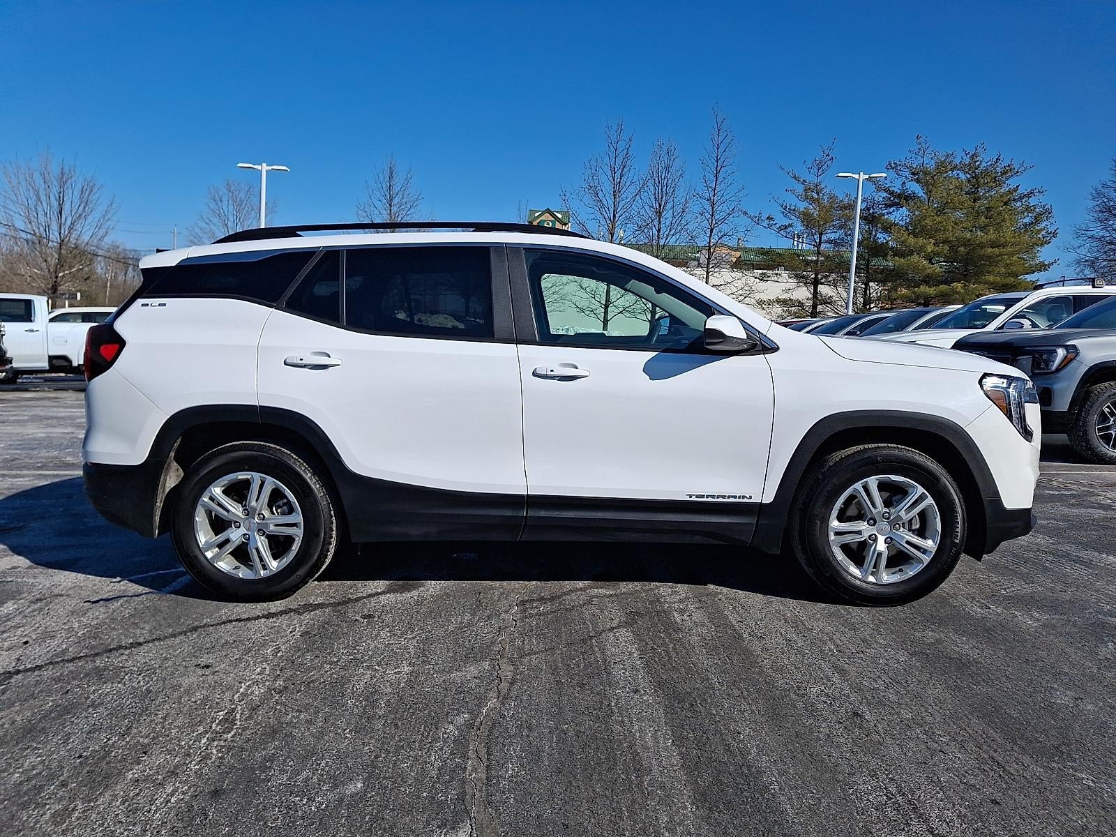 2022 GMC Terrain SLE