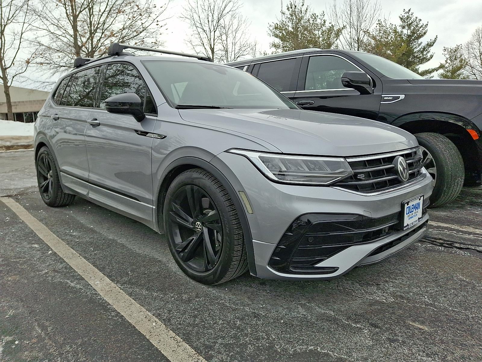 2024 Volkswagen Tiguan SE R-Line Black