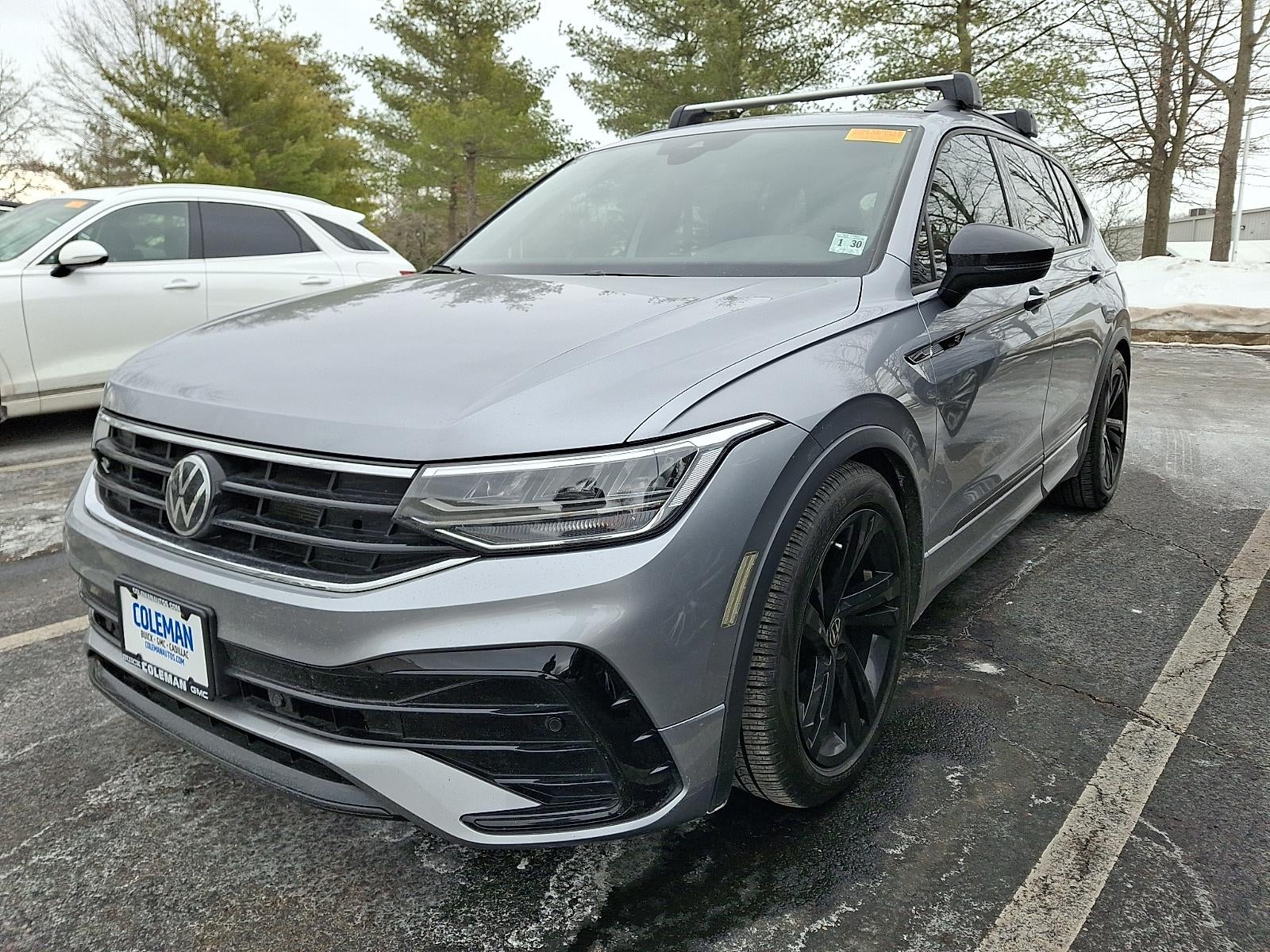 2024 Volkswagen Tiguan SE R-Line Black