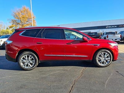 2024 Buick Enclave Essence