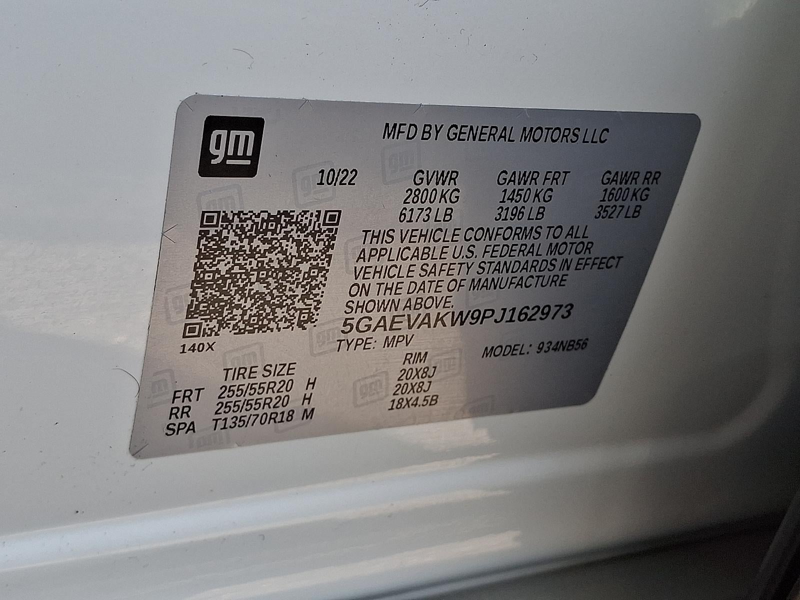 2023 Buick Enclave Essence