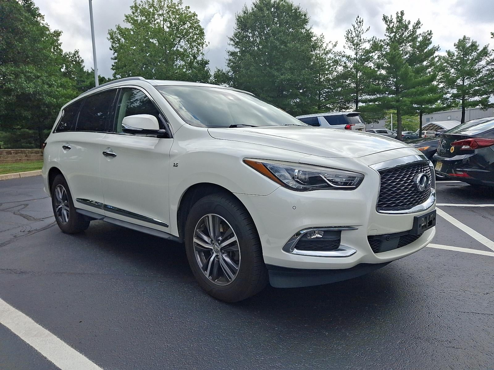 2019 INFINITI QX60 LUXE