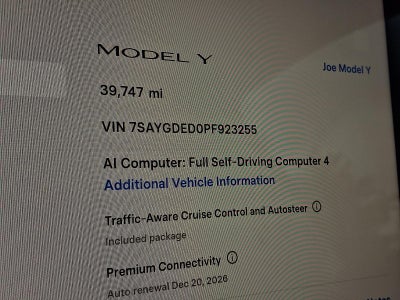 2023 Tesla Model Y Base