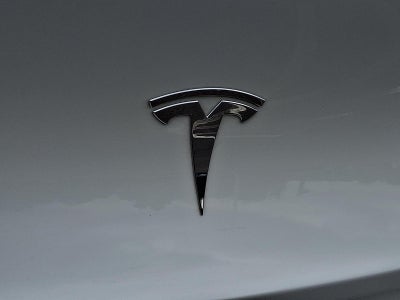 2023 Tesla Model Y Base
