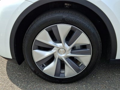 2023 Tesla Model Y Base