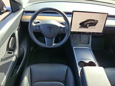 2022 Tesla Model Y Base