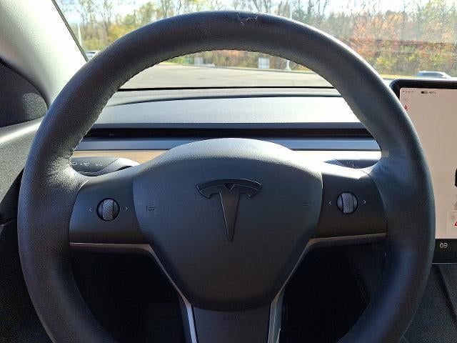 2022 Tesla Model Y Base