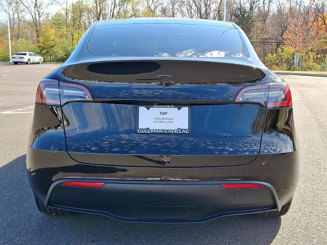 2022 Tesla Model Y Base