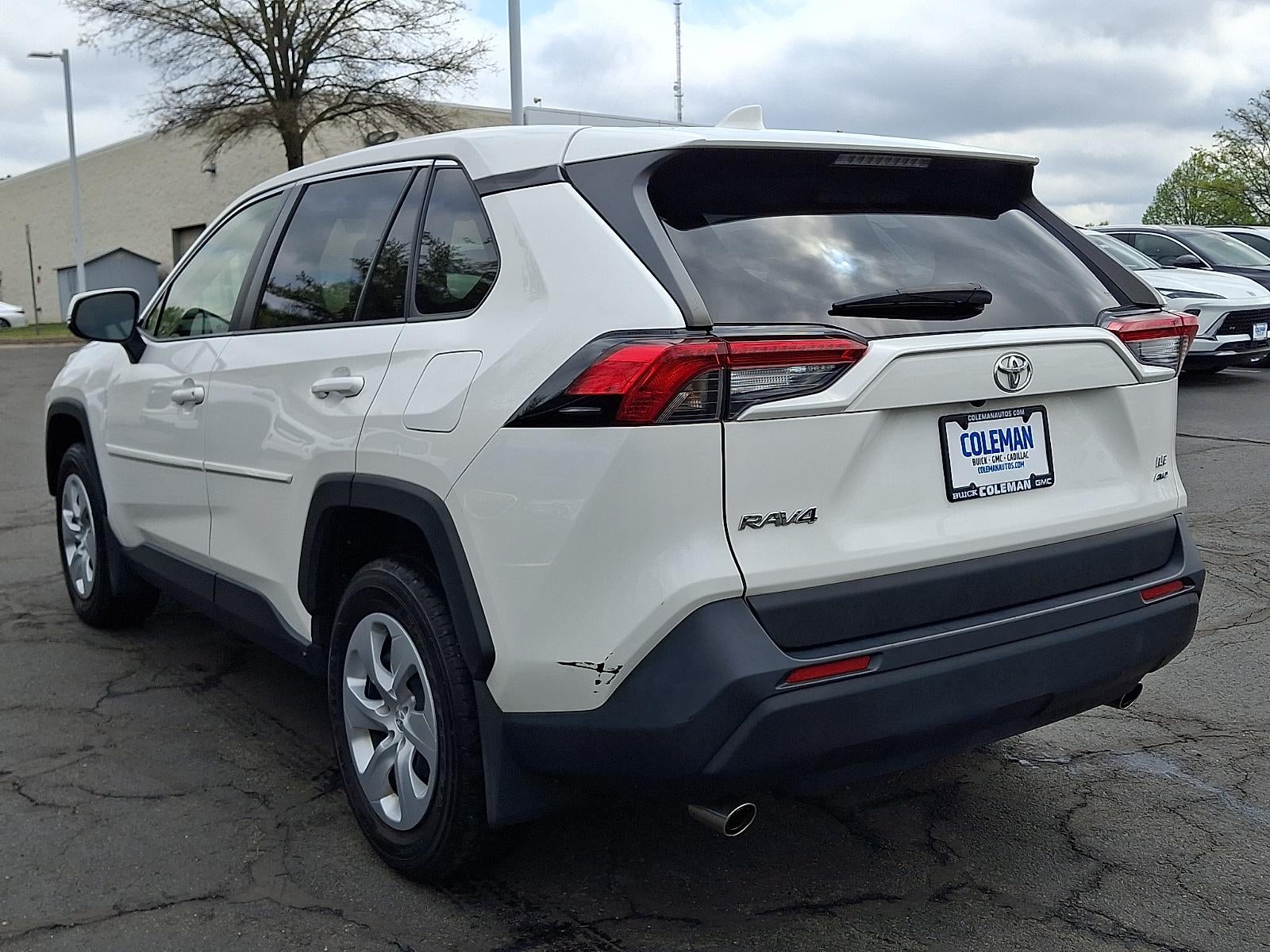 2023 Toyota RAV4 LE