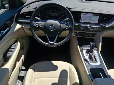 2019 Buick Regal Sportback Essence